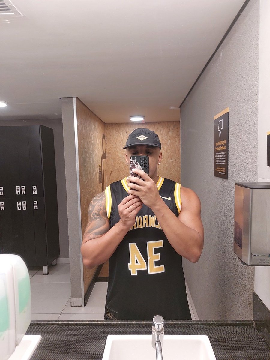 "The best is yet to come."
🧠🫀🐈‍⬛