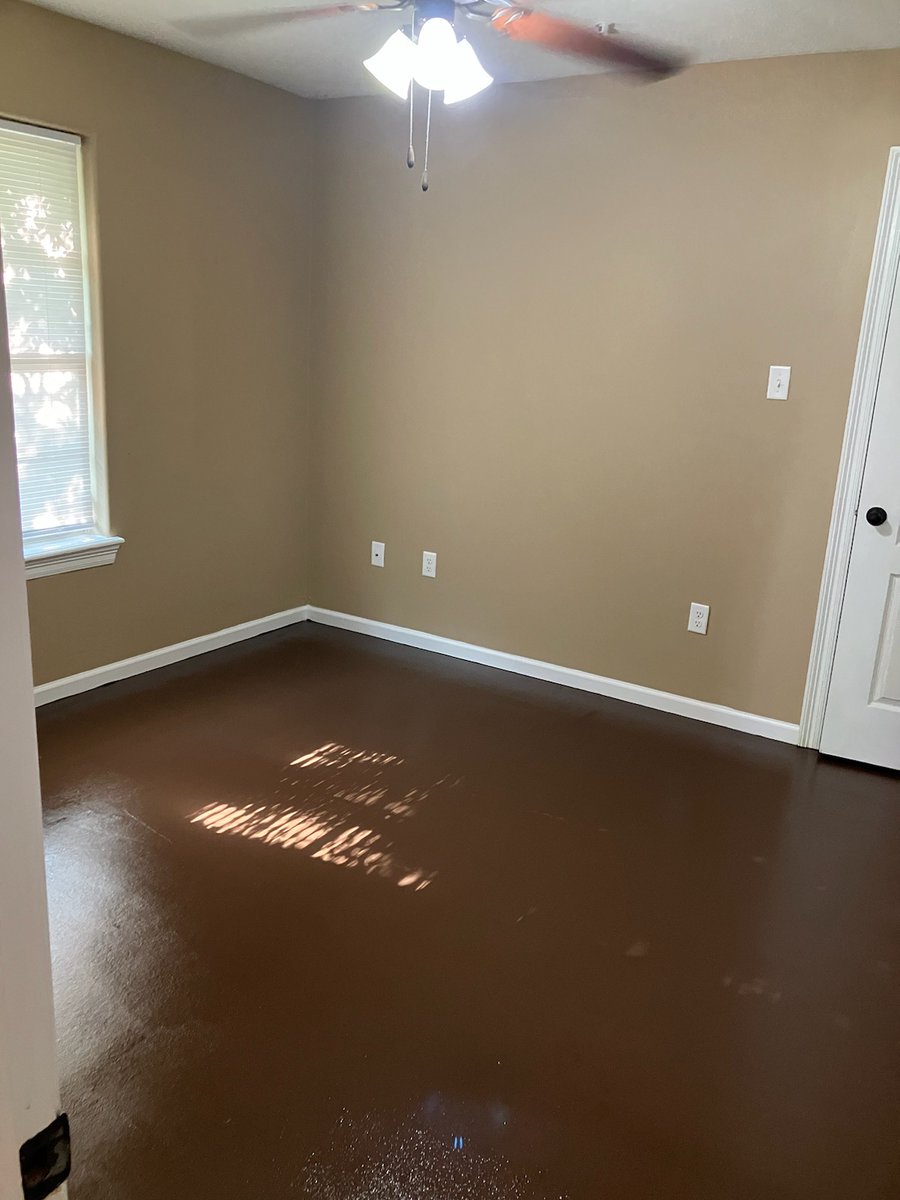 HomesForRentLC's tweet photo. Home for Rent
1004 Fall St, Lake Charles, La 70601
3 bedrooms, 2 baths, 1496 sqft

$1650 Rent
$1000 Deposit

Call or Text for a private viewing Jackie Hebert with HALCO Properties for more information 337-794-0778.

Visit https://t.co/mfOhLDApt3 for additional properties. https://t.co/7tOxyOe3P1