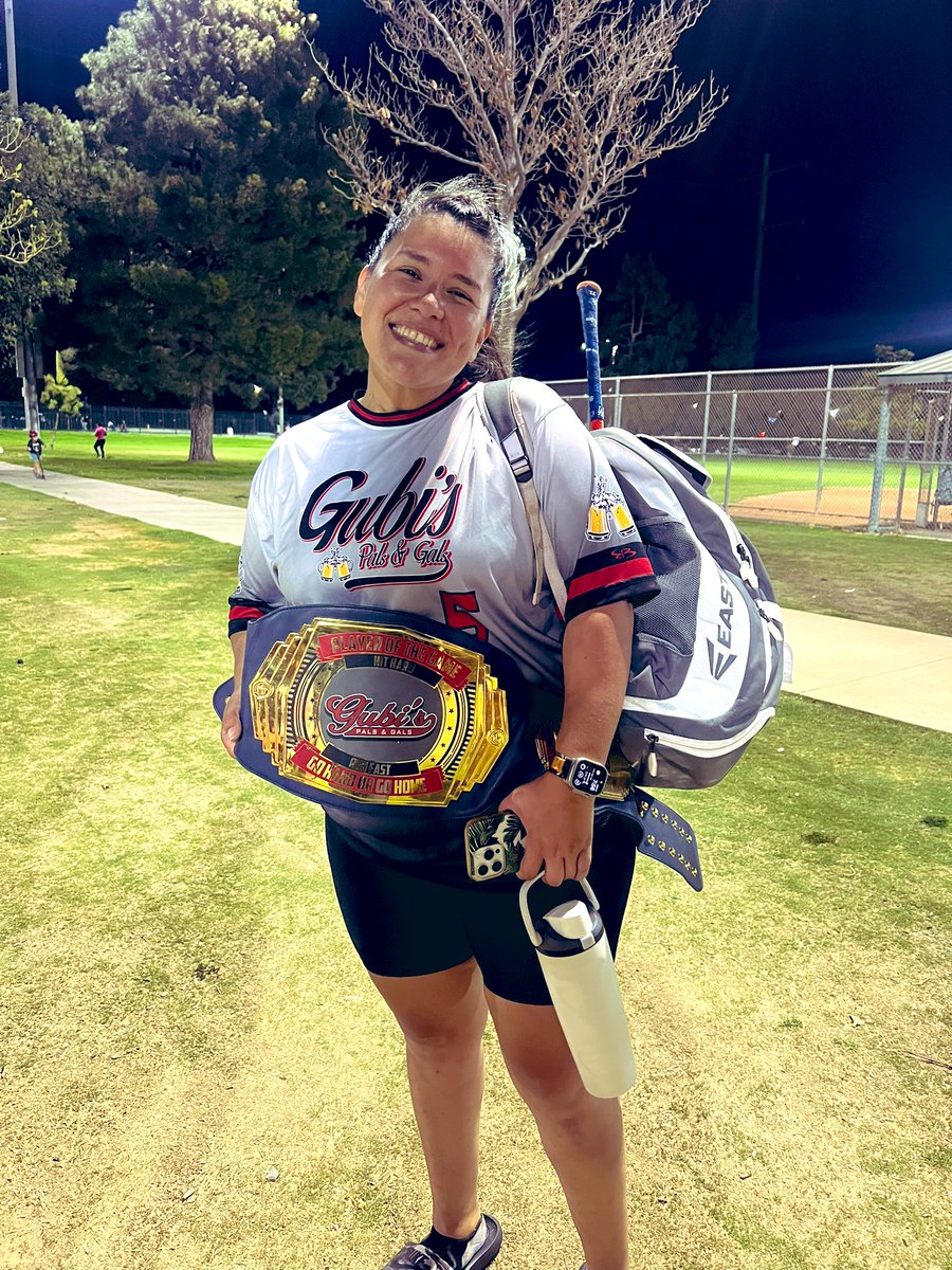 Last night <a href="/Markgubicza/">Mark Gubicza</a>’s Pals &amp; Gals brought the🔥&amp; played hard. We were led by ALL⭐️Kristie who stepped up &amp; pitched for the 1st time in this league &amp; she was dealing! Only gave up 1 walk &amp; had a HUGE strikeout w/ the bases loaded. It’s going to be a fun season! LFG🇺🇸🏟️🥎🍺💪🏼