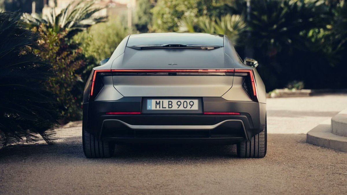 AntonioJose_EV's tweet photo. Presentado el Polestar 5.

🐎 Potencia de hasta 884 CV (650 kW) 
⚡ Arquitectura eléctrica de 800 voltios 
🔋Batería de 106 kWh útiles 
🛣️ Autonomía de hasta 670 km WLTP
⚡ Potencia de carga de 350 kW https://t.co/D1zj52p1RP