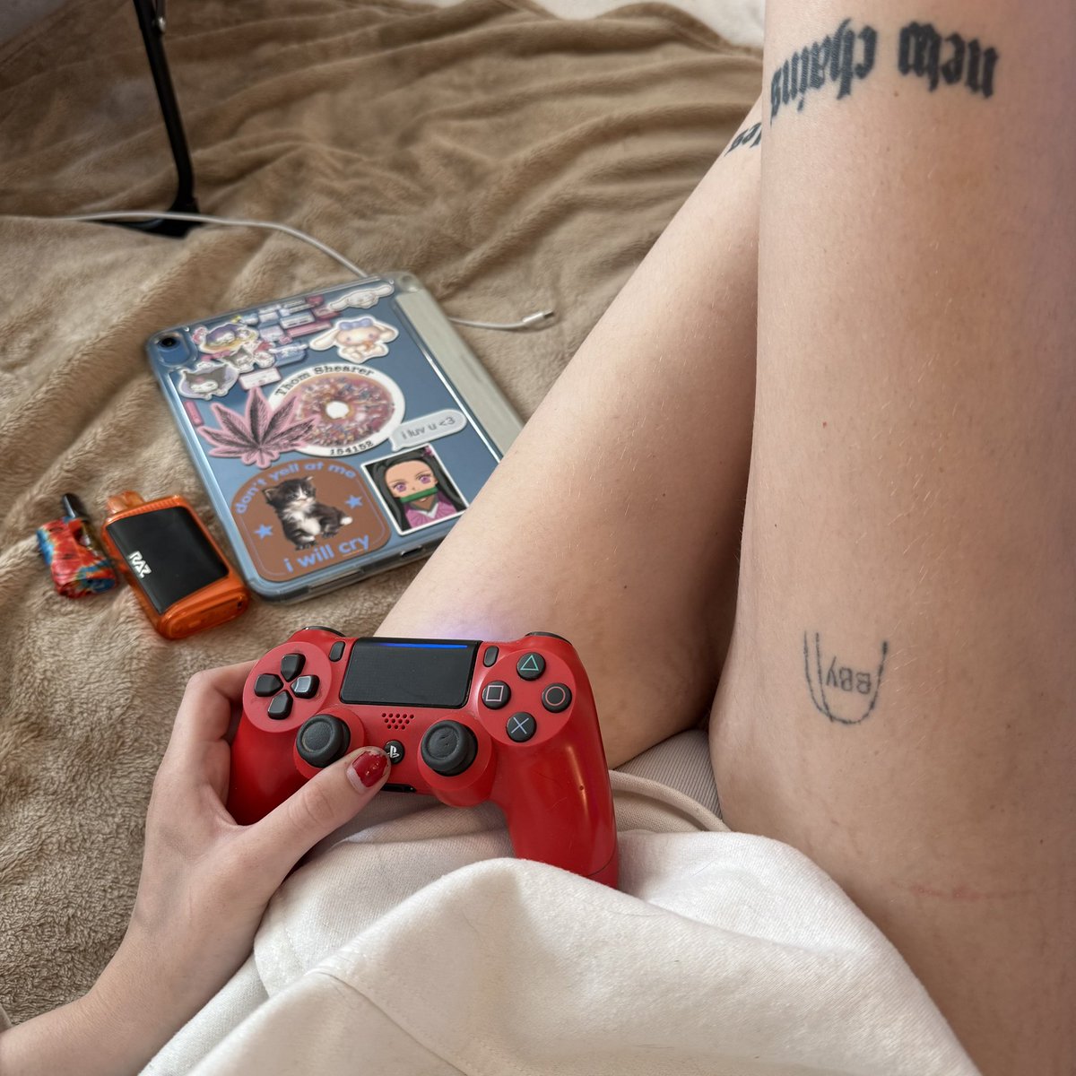 morphinebath's tweet photo. new intro 4 #nsfwtwt ── .✦

-names red
⁃23 y/o (24 next month!)
⁃6’1” / 115lbs
-PNW
⁃she/they
⁃not single / NO MEETS
⁃pillow princess / hypersexual bitch
⁃send “menu” via dm
-MDNI
-makeup, music, games, being hot etc.

♡ + ↻ to b #moots ᯓ★ https://t.co/VbQ15gMO5S
