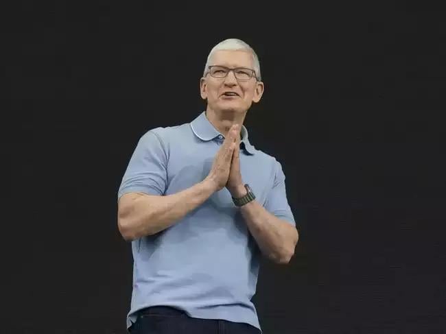 Miracle_Dankwah's tweet photo. Some few minutes to start cooking..

#AppleEvent https://t.co/Z4AIQNnMi2