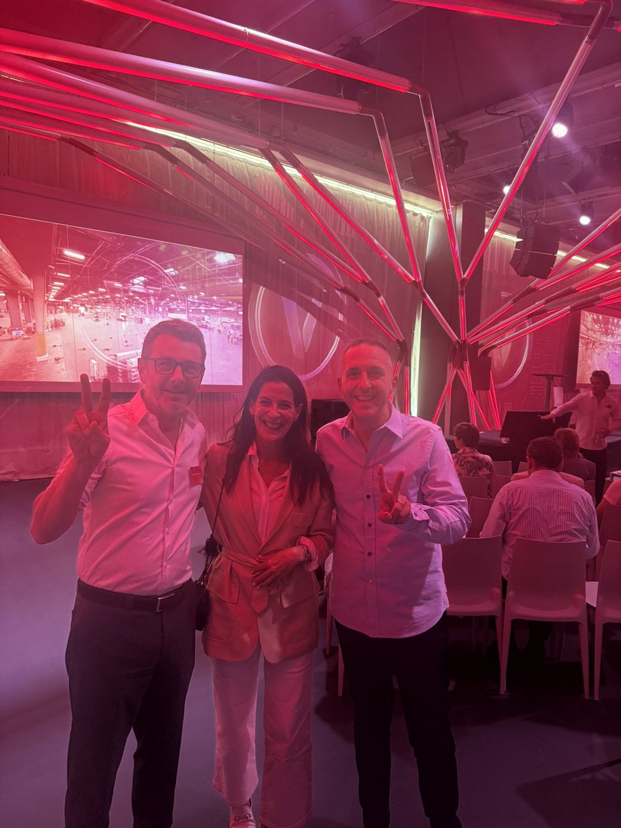 #VivaTech 2026 reveal! ready for their 10 th anniversary <a href="/b2zet/">François Bitouzet</a> <a href="/NicoDouch/">Nicolas Douchement (He/him)</a> <a href="/ManpowerGroupFR/">ManpowerGroup France</a>