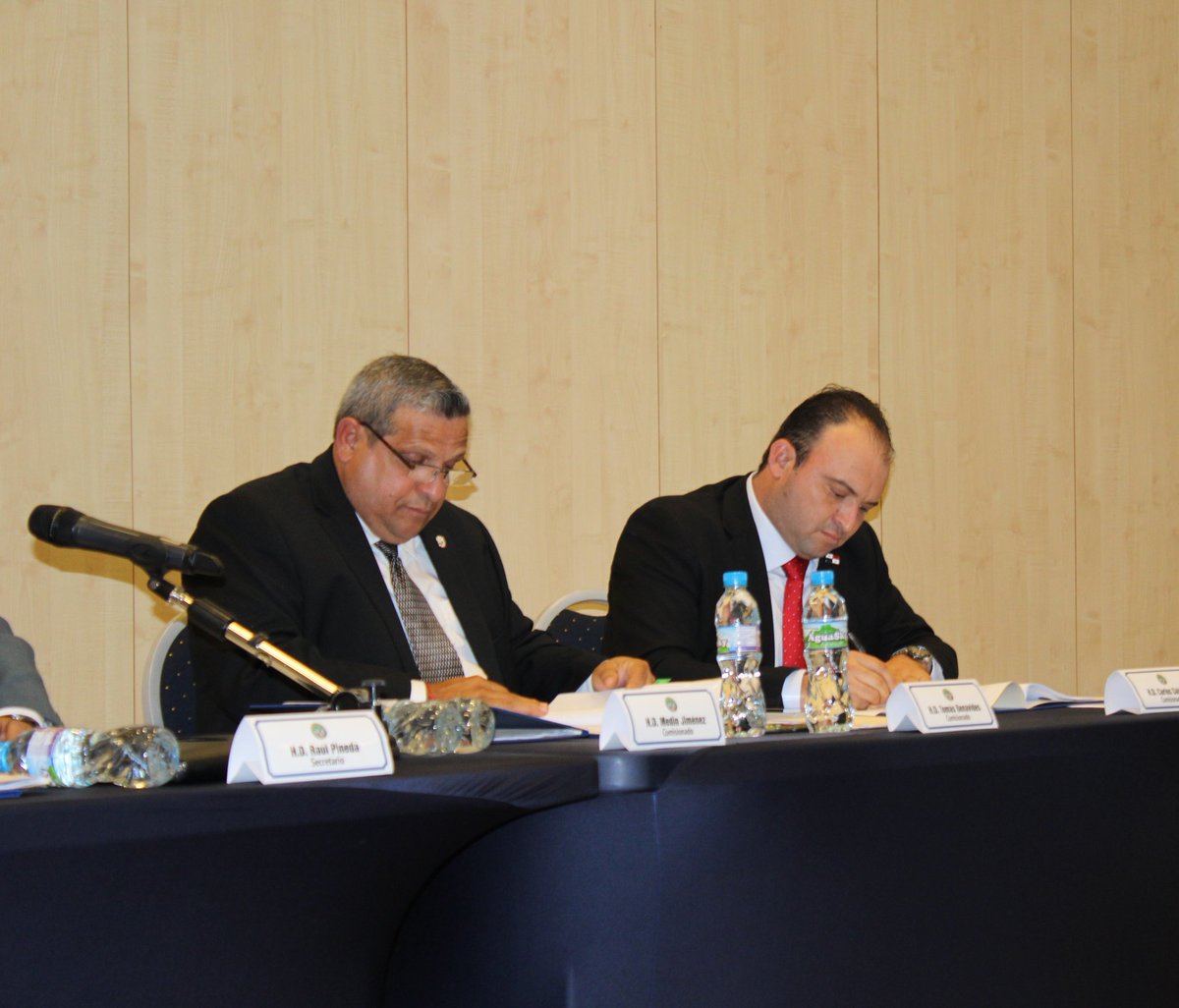 H.D. Carlos Saldaña tweet media