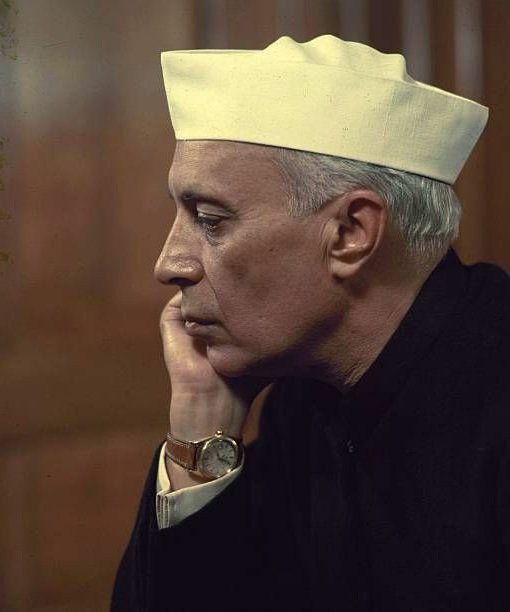 भारत के यह पड़ोसी देश कमजोर लोकतांत्रिक व्यवस्था और तानाशाही के लिए बदनाम हैं.

भारत का लोकतंत्र चट्टान की तरह मजबूत है. डॉ बाबा साहेब अंबेडकर और जवाहरलाल नेहरू ने भारत को मजबूत लोकतांत्रिक व्यवस्था दी है. यहां जो भी होगा लोकतांत्रिक प्रक्रिया से होगा.