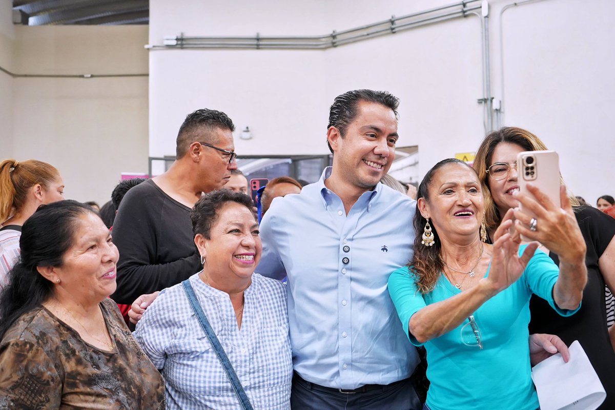 Inauguramos el Centro de Empoderamiento para las Mujeres, un espacio creado para acompañar, impulsar y fortalecer el desarrollo de las mujeres queretanas.

Este centro representa un paso firme hacia un futuro con más oportunidades, con independencia económica y con igualdad real