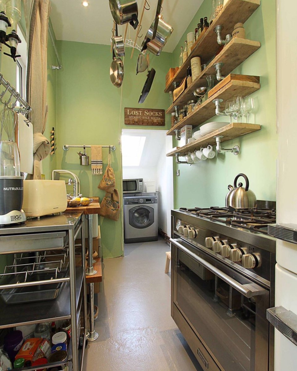 From DIY shelving to beds, gardens and clothes rails. 🏡

Our galvanised tube &amp; clamp is versatile, stylish and robust.

Order pre-cut kits or design your own today!

📸: Jelena Janjic

Shop now - bit.ly/3JhH8M6