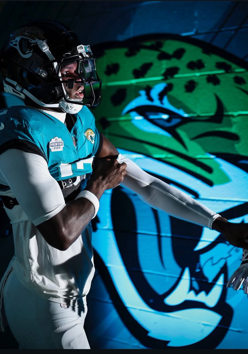 Buy Now Candidates Week 2 🏈☕️

Every year league mates overreact to week 1 results. The time to capitalize is right now before waivers go through 

Here are my players to Buy Now for Week 2 of Fantasy Football 

Sneak Peak: Trade for Travis Hunter💎