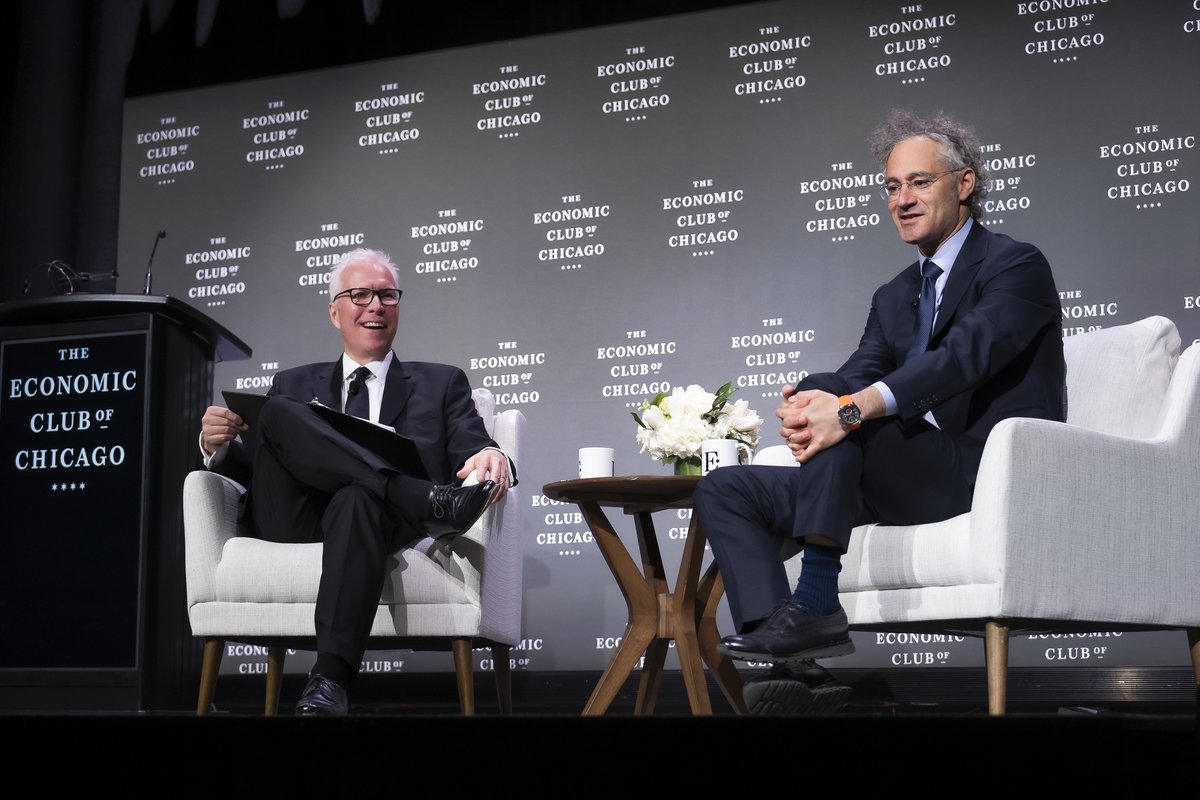 Hear Palantir Co-Founder, Alex Karp, speak on the responsibility leaders have in ensuring the safe use of AI when he addressed #EconClubChi: youtu.be/lvLxM6kQK7Y?si…