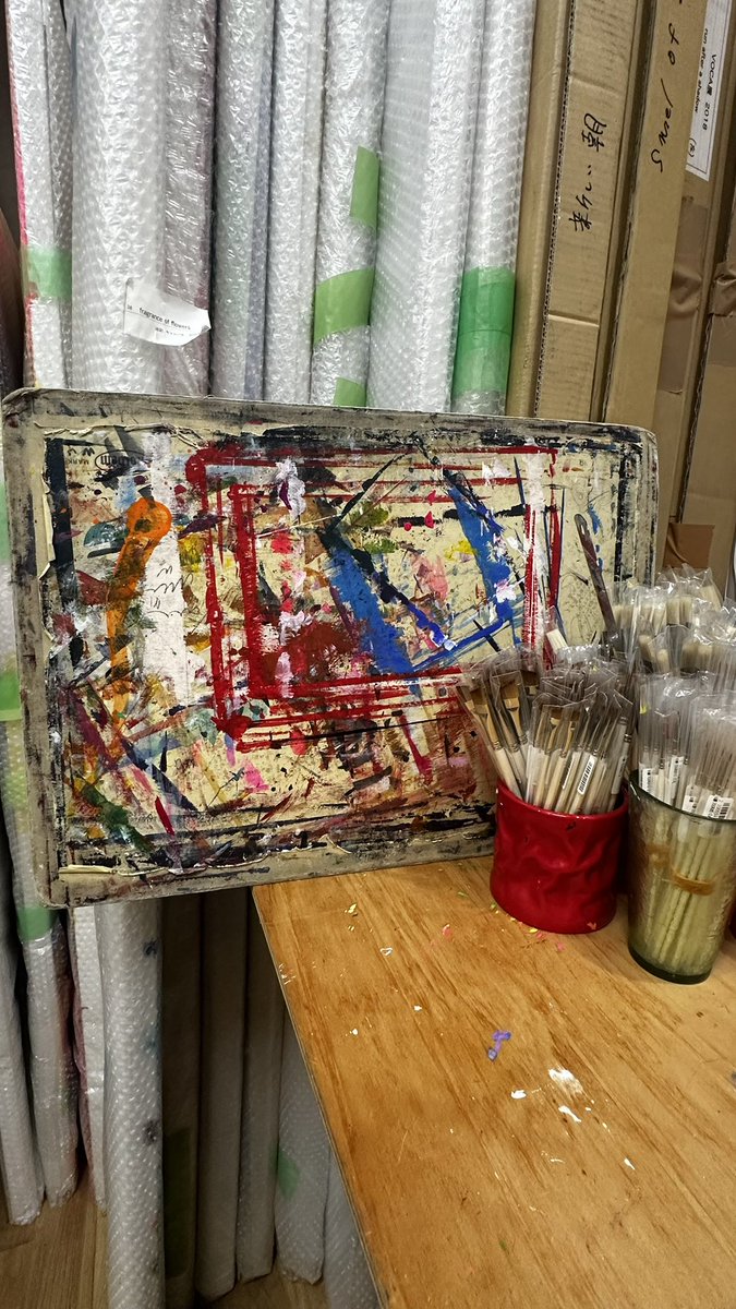 16歳から使っている画板。たぶん生涯１つの画板しか持たないんだと思う。