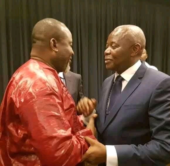 Message de l <a href="/HonorableJonas/">Honorable Jonas Tsundu</a>  : Je sais que vous êtes la cible de ceux qui vivent par la guerre et qui combattent les amis de la paix mais votre  parcours est une leçon pour les vrais leaders.Tenez bon le Seigneur Dieu est plus fort que vos ennemis. On vous donnera raison mais