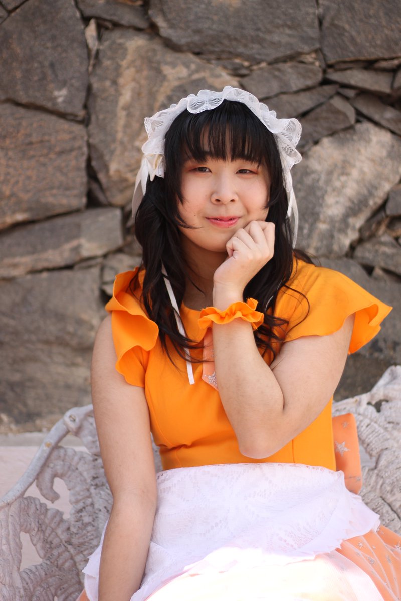 🍂 Nossa maid laranja, Aimy, gentilmente te entrega o cardápio e lhe serve uma xícara de chá!
Será que o cardápio será de seu agrado?

🧡 <a href="/aimy_nara/">aimy 🍂</a>