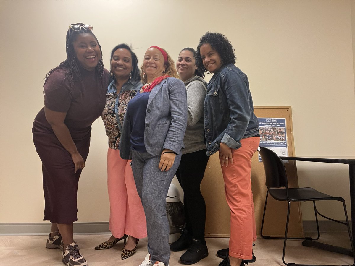 Strong school and community partnerships are essential for student success, especially partnerships with our dedicated shelter staff who are doing great work to engage students and families, make meaningful school connections and ensure a strong start to the school year!