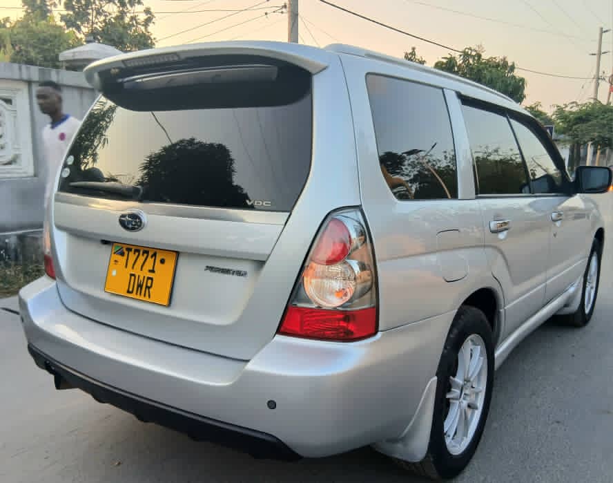 iamdeidei_05's tweet image. Subaru Forester.......#DWR
Year 2005
Cc 1990
Full Ac
Engine; Ej20
*Auto/ Manual transmision*
All duties and tax paid
*MILION 14.9*
0696221160 📞