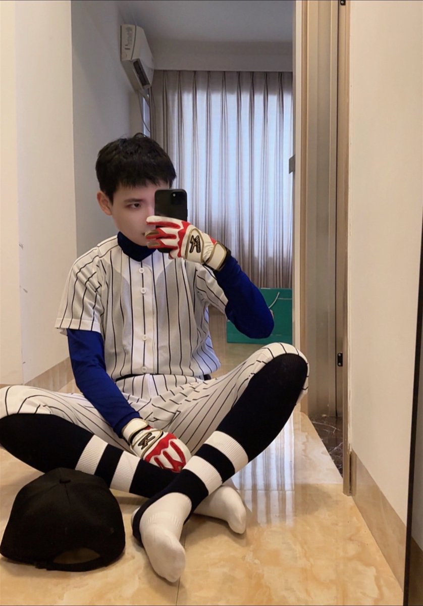 补档一下之前的挡脸图 ps（感觉棒球服同好还是太少了