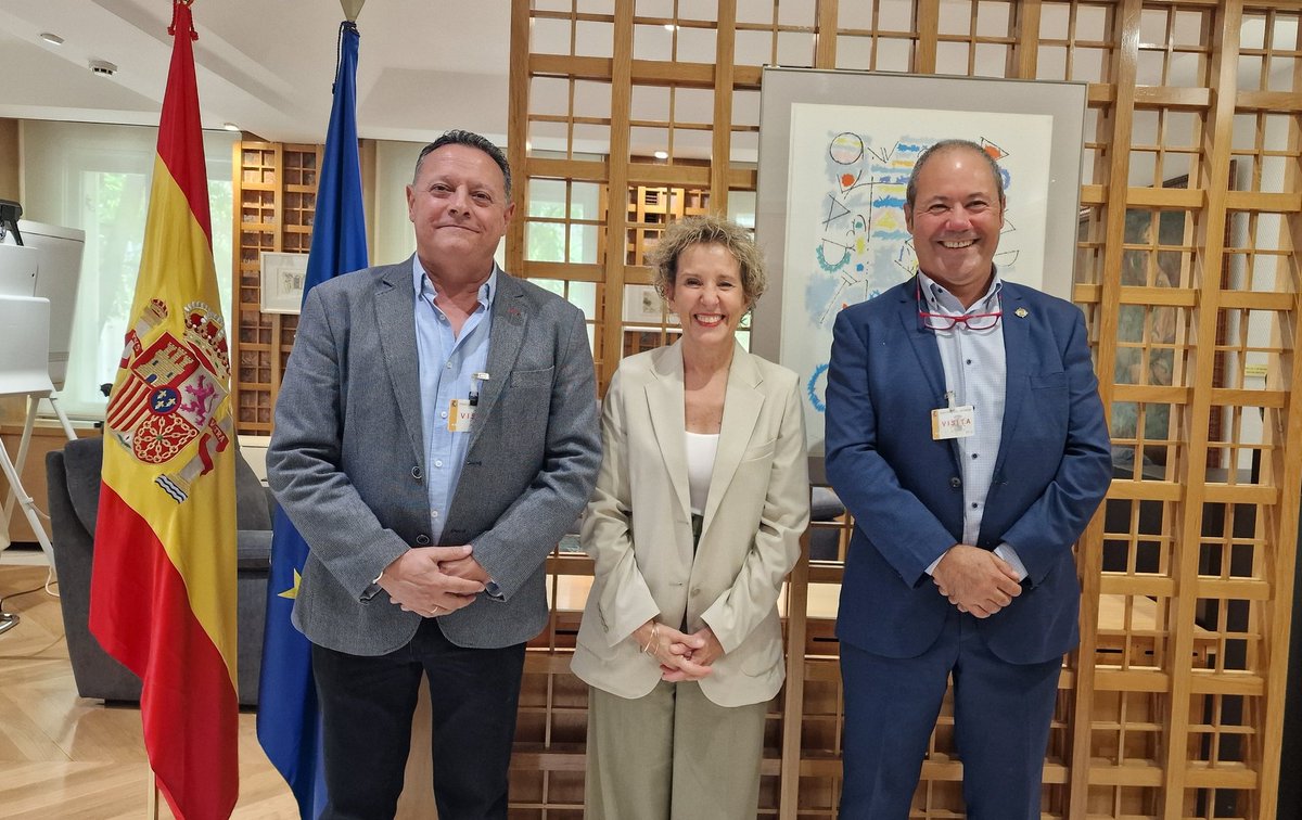 ASESGC se reúne con Aina Calvo, Secretaria de Estado de Seguridad <a href="/interiorgob/">Ministerio del Interior</a>

✅Reforma Ley de Personal <a href="/guardiacivil/">Guardia Civil</a>

✅#ProfesiónDeRiesgo para todos los guardias civiles.

✅Cumplimiento acuerdo #EquiparaciónSalarial para activo y reserva.

✅Aumento plantillas próxima OEP.