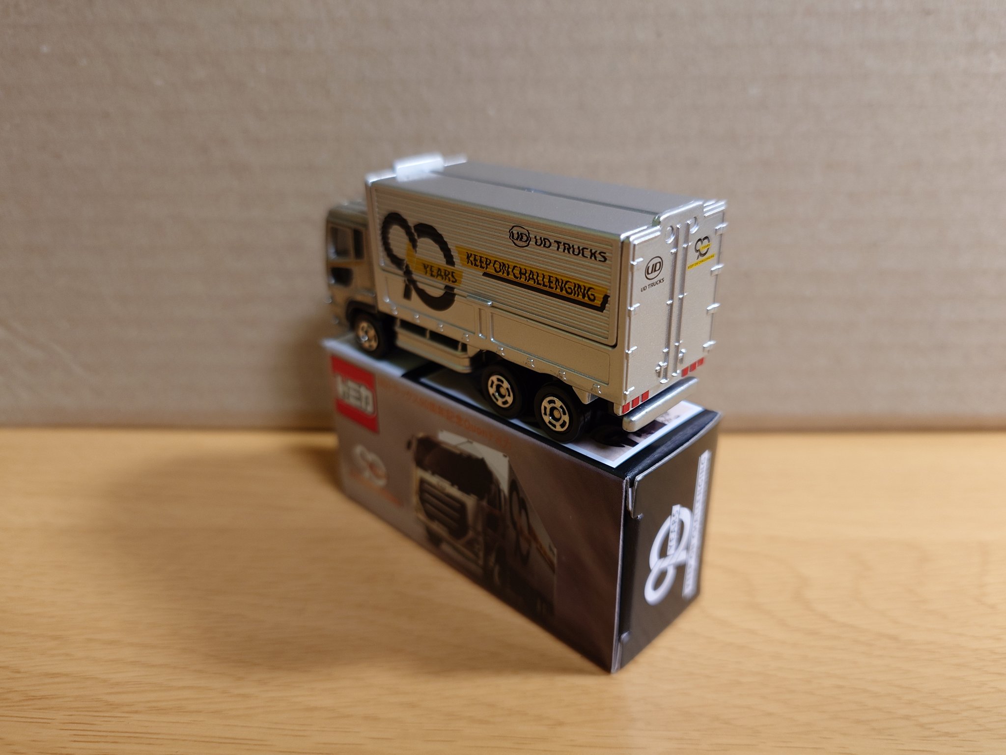 トミカ 日産UDトラックス 90周年記念限定品 未開封 トミカ UDトラックス90周年記念モデル - メルカリ