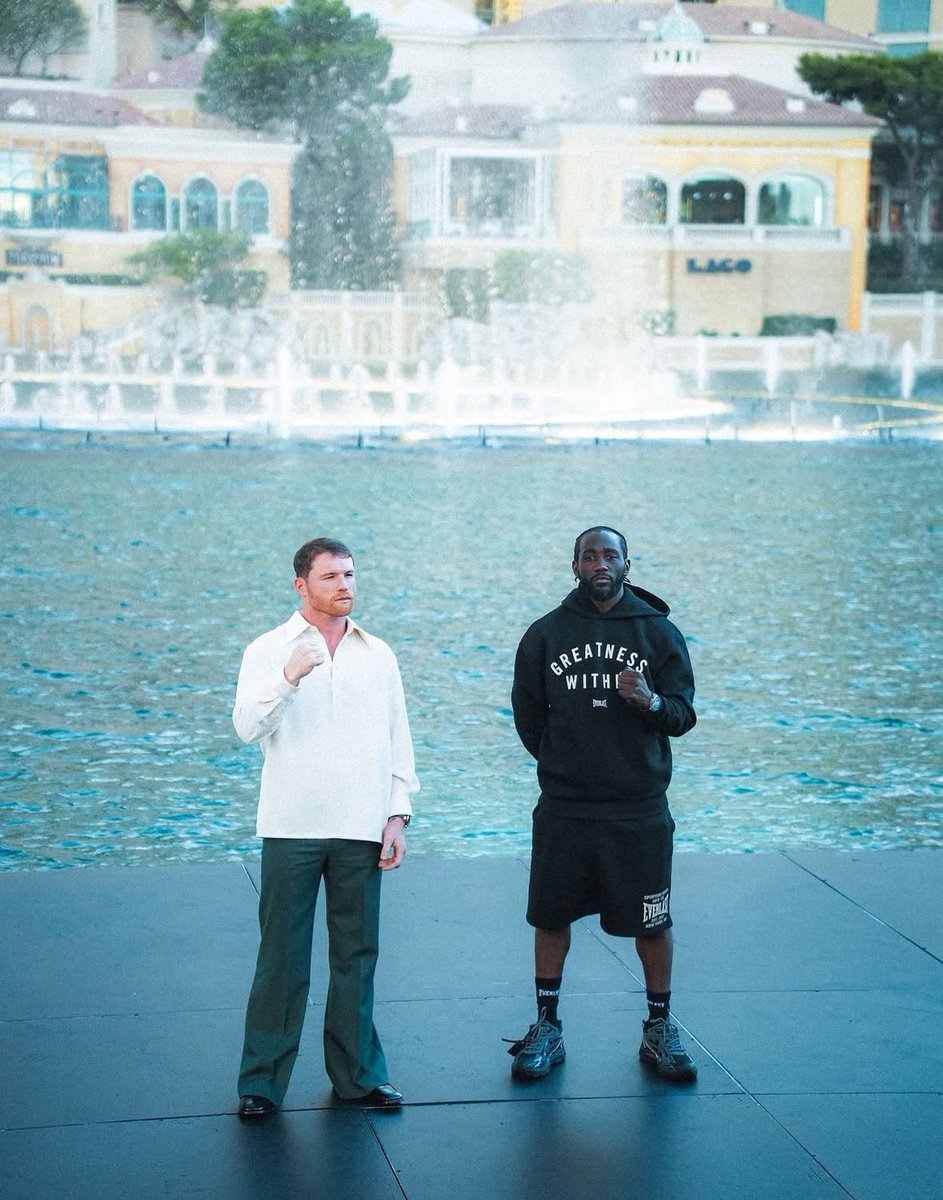 Everyone keep saying Canelo is the bigger man but they look the same size to me. 50/50 fight this weekend