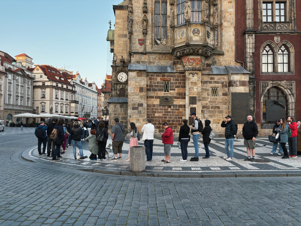 City of Prague (@pragueeu) on Twitter photo 🇨🇿 Dan Brown’s new book launched today in Prague with J.Adamcová of <a href="/PragueEU/">City of Prague</a>, translator M.Marková & editor P.Onufer to cut the ribbon. Customers lined up overnight to get 1 of 100 signed copies. 📚The Secret of Secrets was published by Argo @mojeargo.
👉bit.ly/prague-city-of… 🇨🇿 Dan Brown’s new book launched today in Prague with J.Adamcová of <a href="/PragueEU/">City of Prague</a>, translator M.Marková & editor P.Onufer to cut the ribbon. Customers lined up overnight to get 1 of 100 signed copies. 📚The Secret of Secrets was published by Argo @mojeargo.
👉bit.ly/prague-city-of…