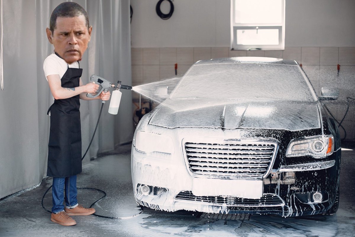 WizardRotz's tweet image. WHAT YOU LOOKING AT?