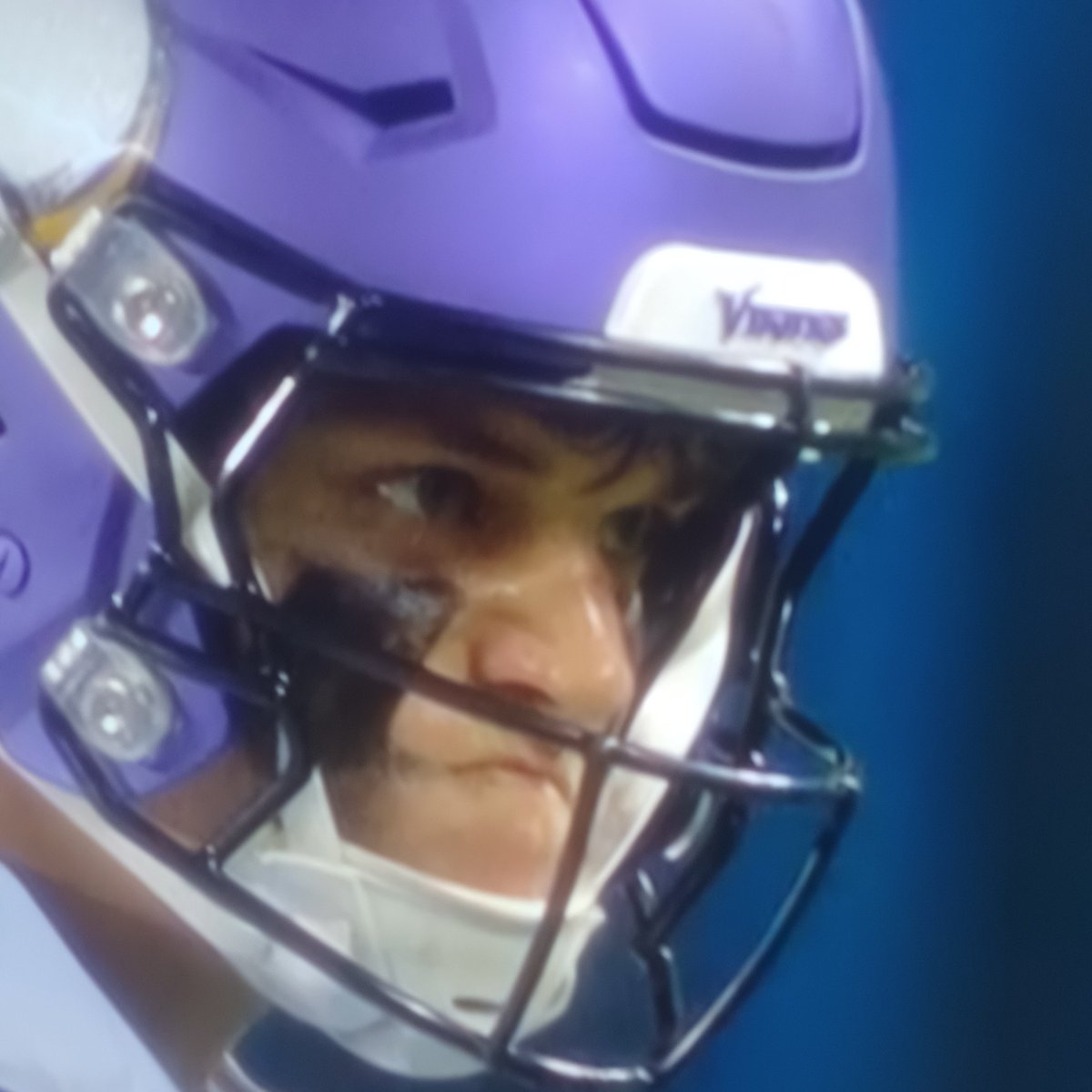 Aaronaimbot's tweet image. How it started to how it's going. Magic