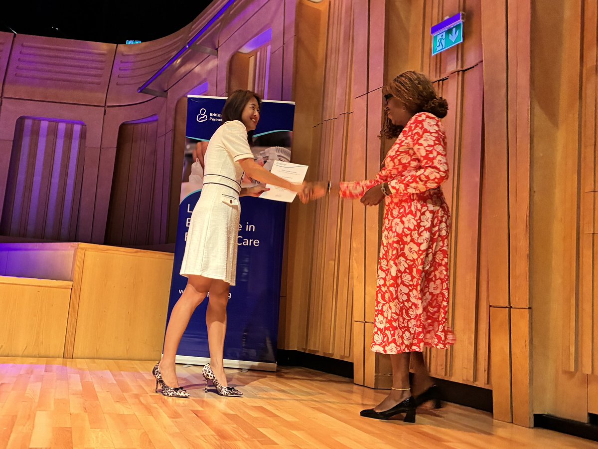 This year’s winner of the Outstanding Individual award is Helen Gbinigie, Medway Maritime Hospital.
Congratulations!