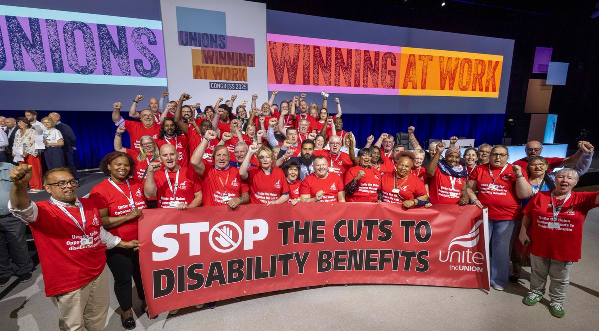UniteSharon's tweet photo. Loud from @The_TUC congress, @unitetheunion delegates are clear in their message to @UKLabour - Stop the cuts to disability benefits, drop the entire welfare bill! #TUC25 https://t.co/KlSpLf9Po0