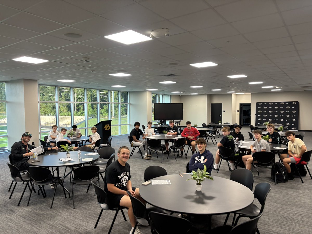 Week 3 Bible Study
These guys are consistent &amp; WANT to grow! Obadiah 1-9 revealed the Edomites’ pride. Pride=false security. Pride seeks to elevate ourselves, humility seeks to view ourselves in right relation with God. “God opposes the proud but gives grace to the humble” 🙏🏻