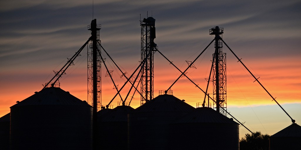 CHSInc's tweet photo. CHS intends to return $120 million in cash patronage and equity redemptions to owners in 2026, demonstrating our commitment as a cooperative to share profits with our owners and strengthen rural communities. https://t.co/TDlaFWKwdB https://t.co/t3YGZfobsC