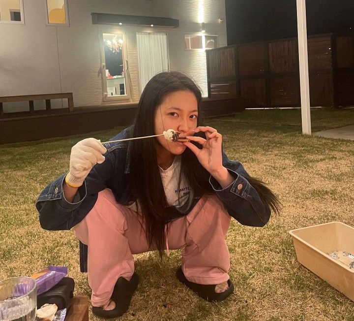 yerisexc's tweet image. i love her so much