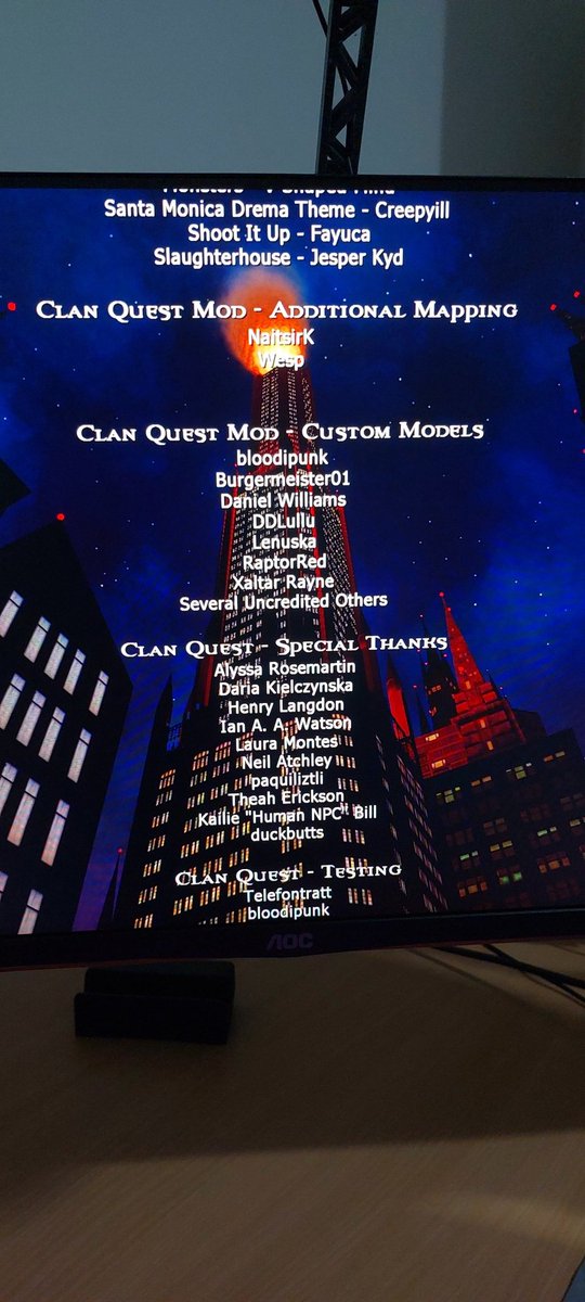 After 3 attempts over the years. I've finally completed a playthrough of #VtM Bloodlines (As a mostly cammie aligned Tremere till the end) 

Keeps to see how Bloodlines 2 goes.