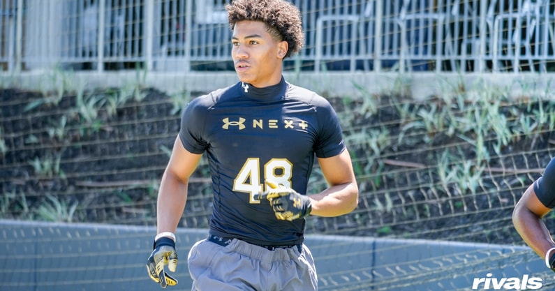Oklahoma hosted blue-chip safety Eli Johnson over the weekend and the Sooners took another step forward in his recruitment

"It was a great experience and I really felt welcomed"

The latest: on3.com/rivals/news/ok…