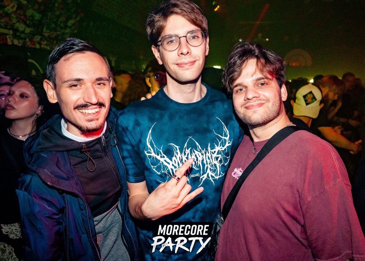 Patrick Decker/Akamask 🐬 tweet media