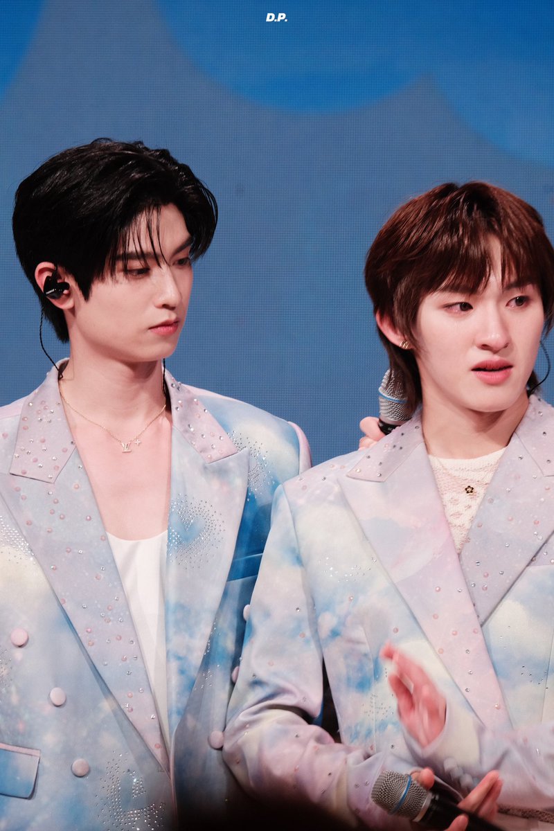 Piiines_'s tweet photo. don't cry 🥺

YOURSKY FM IN SEOUL
#YourSkyFanmeetinSeoulR2 
#ThomasKong #โทมัสก้อง 
#tthomastc @tthomastc 
#kongjiro @kongjiro_ https://t.co/dIqMfyPdC2