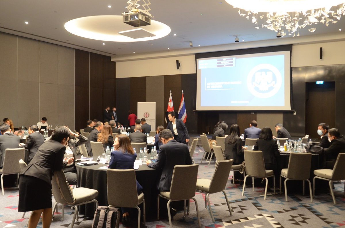 StateauditThai's tweet image. 💡🌐📊 On 9 Sept 2025 in Tbilisi, AG @berm_SAO met SAI Georgia to share on anti-corruption, budget transparency & digital innovation. He stressed Thailand’s audit focus on people, digital shift & global ties—shaping a vision of “auditing for the future.” #INTOSAI #SAO