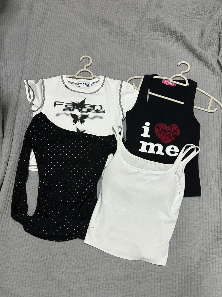 pearchanokk's tweet photo. ส่งต่อค่า! ของส่วนตัวทั้งหมดน้า💕

📌GW, fallen, allur, cintage, stylist~

ลงเลยน้า 
💌ค่าส่ง 40 ค้าบ
#ส่งต่อเสื้อผ้า #ส่งต่อเสื้อผ้ามือสอง #เสื้อผ้ามือสอง #ส่งต่อกระเป๋า #ส่งต่อvghbkk #ส่งต่อstylist  #ส่งต่อallur #ส่งต่อduexstudio #ส่งต่อbeming #ส่งต่อcintage #ส่งต่อgentlewoman https://t.co/DlQplGk5Ky