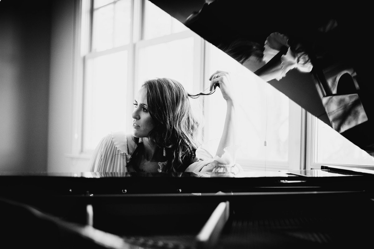 I’m excited to be playing with the wonderful, signature artist, <a href="/BritDrozda/">Brit Drozda</a> on Oct 5 in Jupiter, FL at The Island Theater at The Maltz! A few tix left… order now at bit.ly/britdrozdajupi… 🎟️ 

#britdrozda #jupiter #maltztheater #danieleast #danieleastmusic