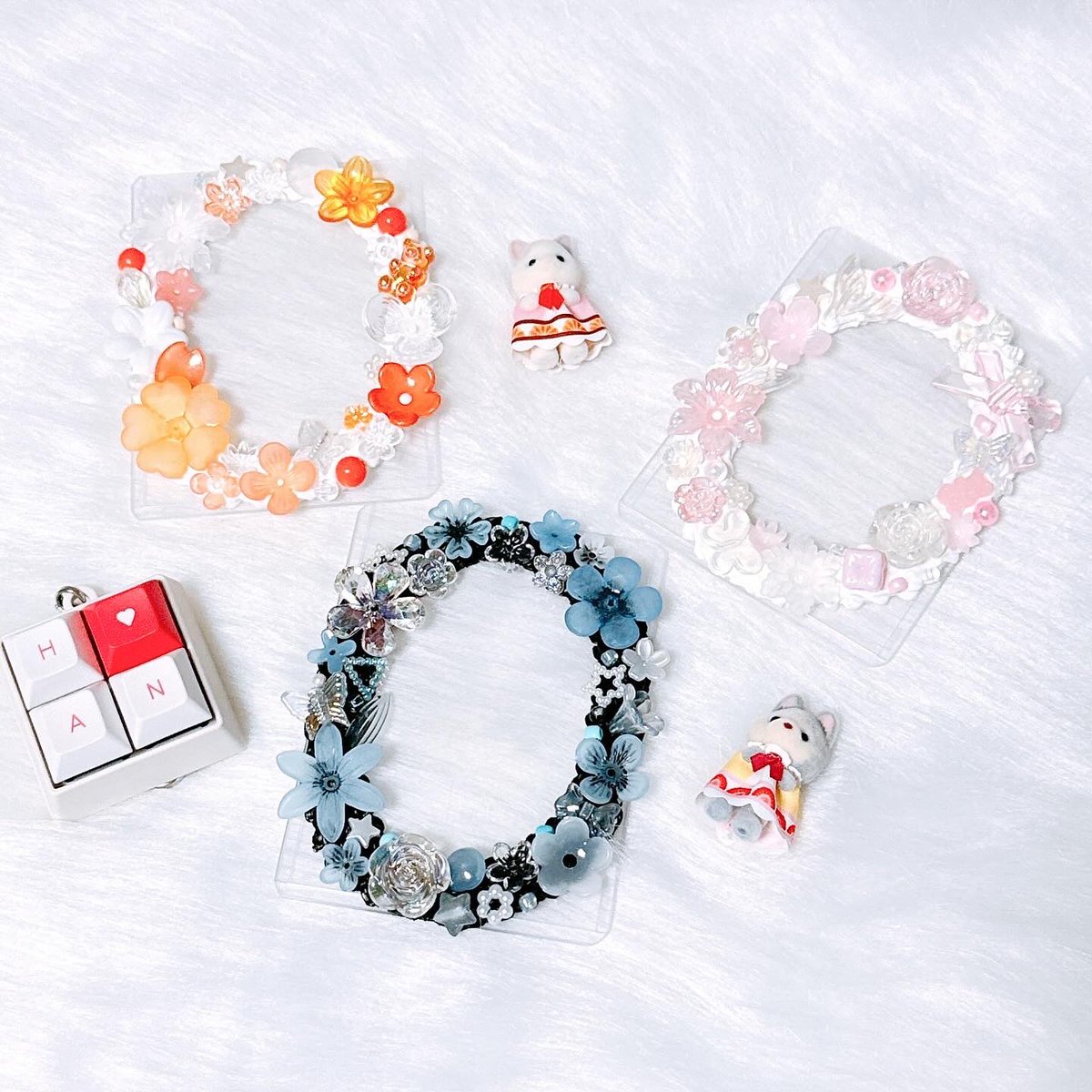 🌟

첫콘/막콘 각 18개 (모두일반탑꾸)

💎인증: 본 글 RT

전부 불투명포장이라 원하는 색상 픽❌
✨랜덤 가챠랍니다! (가챠 러버 = 저 🫠)

추가이벤트
해당 글에 마음 찍어주신 분들 중
✨추첨✨으로 하트탑꾸! (현장수령ONLY)

📍시간과 장소는 추후 안내드릴게요 (•͈⌔•͈⑅)ﾉﾞ💎✨