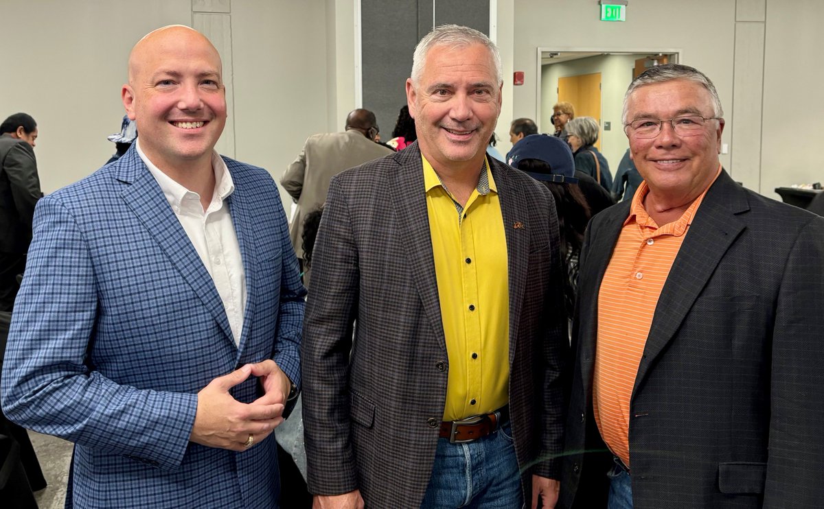 CNS was proud to sponsor and attend the Denim, Diamonds, and Pearls event, commemorating the 70th anniversary of the Scarboro 85’s peaceful desegregation of schools in Oak Ridge. Part of the event’s proceeds will support the monument planned to commemorate that historic event.