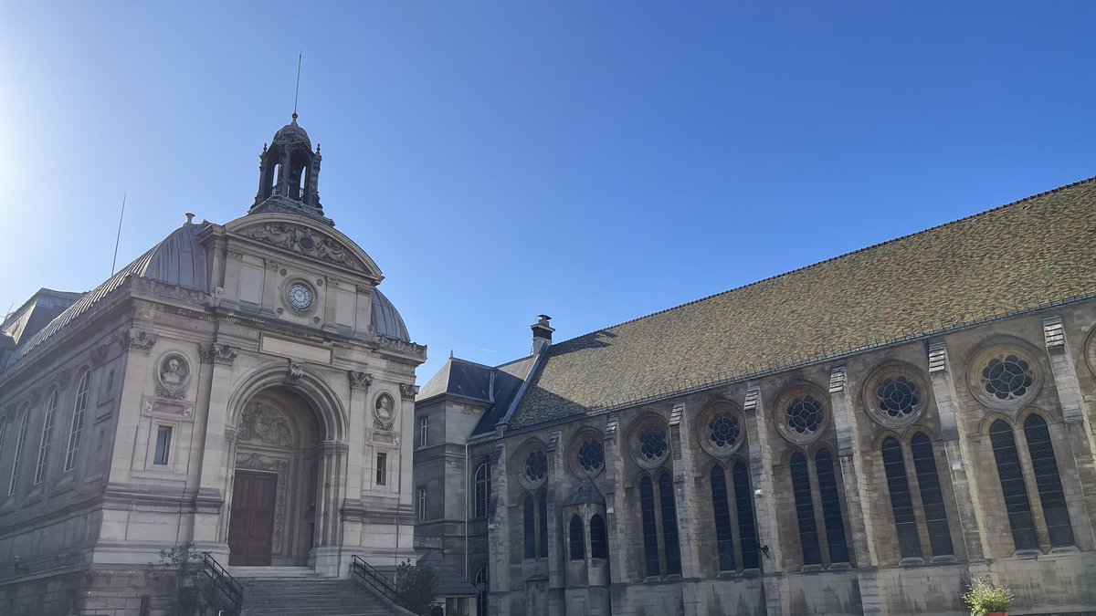 🎬 Aujourd’hui, au <a href="/LeCnam/">Le Cnam</a> dans la superbe salle des Textiles, nous réalisons les interviews des étudiants de la formation d’ingénieur en mécatronique GARAC x CNAM.

#ingénieur #Automobile #Formation