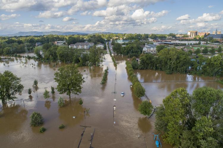 September Ag Safety Topic - Disaster Clean-Up Safety

Every year, South Carolina experiences a number of natural disasters. It is extremely important to take the correct safety precautions before beginning your cleanup process. 

blogs.clemson.edu/agsafety/2025/…
