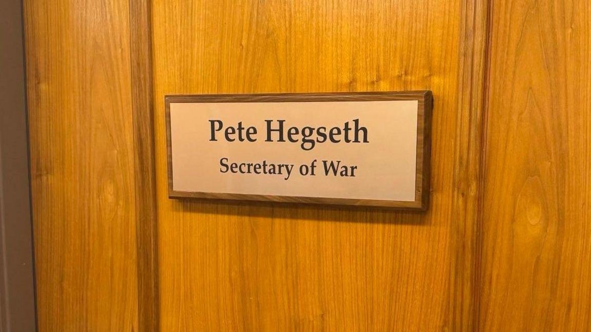 EricLDaugh's tweet image. 🚨 BREAKING: Senator Rand Paul (R-KY) plans to &quot;lead opposition&quot; to President Trump&apos;s Department of War name change becoming official under federal statute.

&quot;I think it sends a bad signal to the world. … In a world with nuclear weapons, I think glorifying war… is not something…