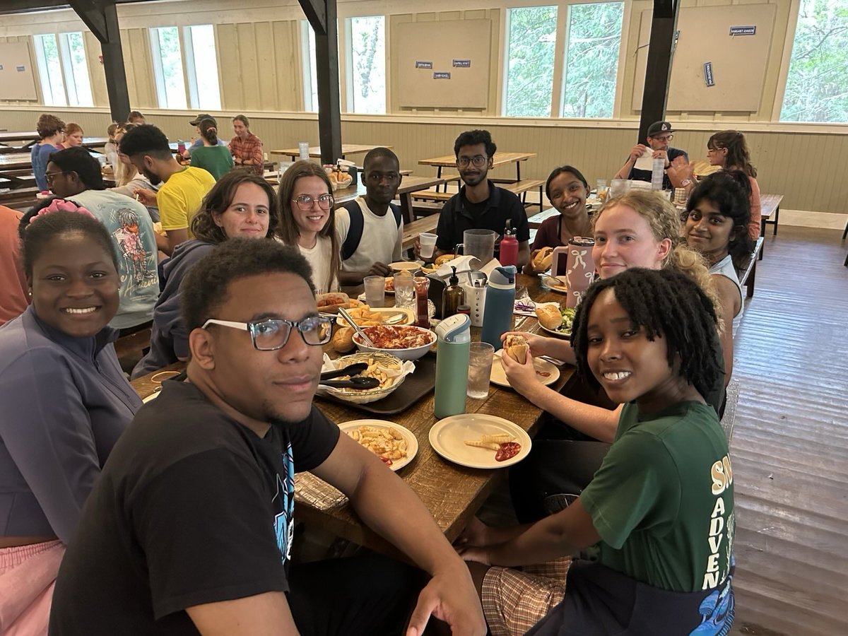 UNCSCILL's tweet image. It was a blast hanging out with the students in our civil discourse residential program at this year’s Civ-Comm Tech-Free Retreat! The weekend was filled with meaningful conversations and genuine friendships as we set aside our phones to truly engage with one another. And our…