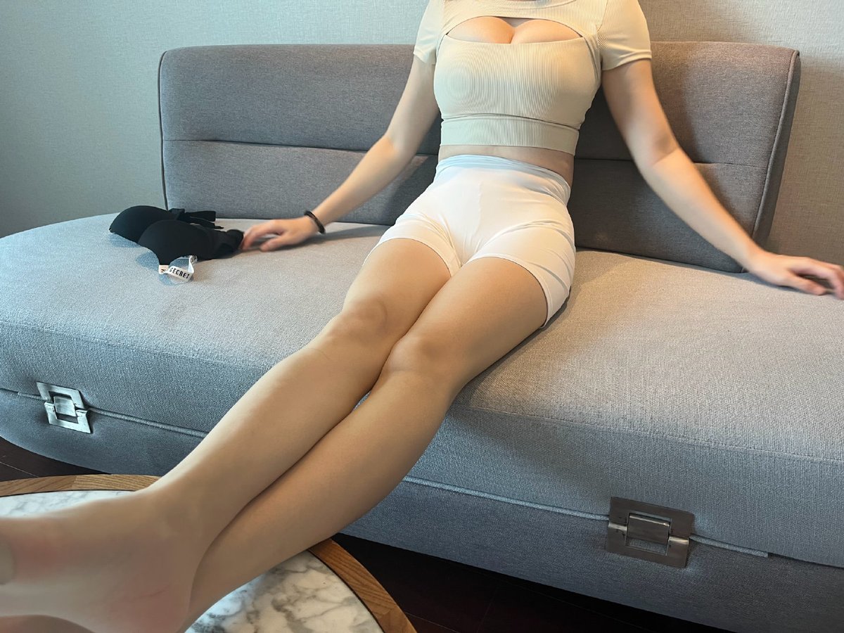 我和太太陈脂虎 tweet media