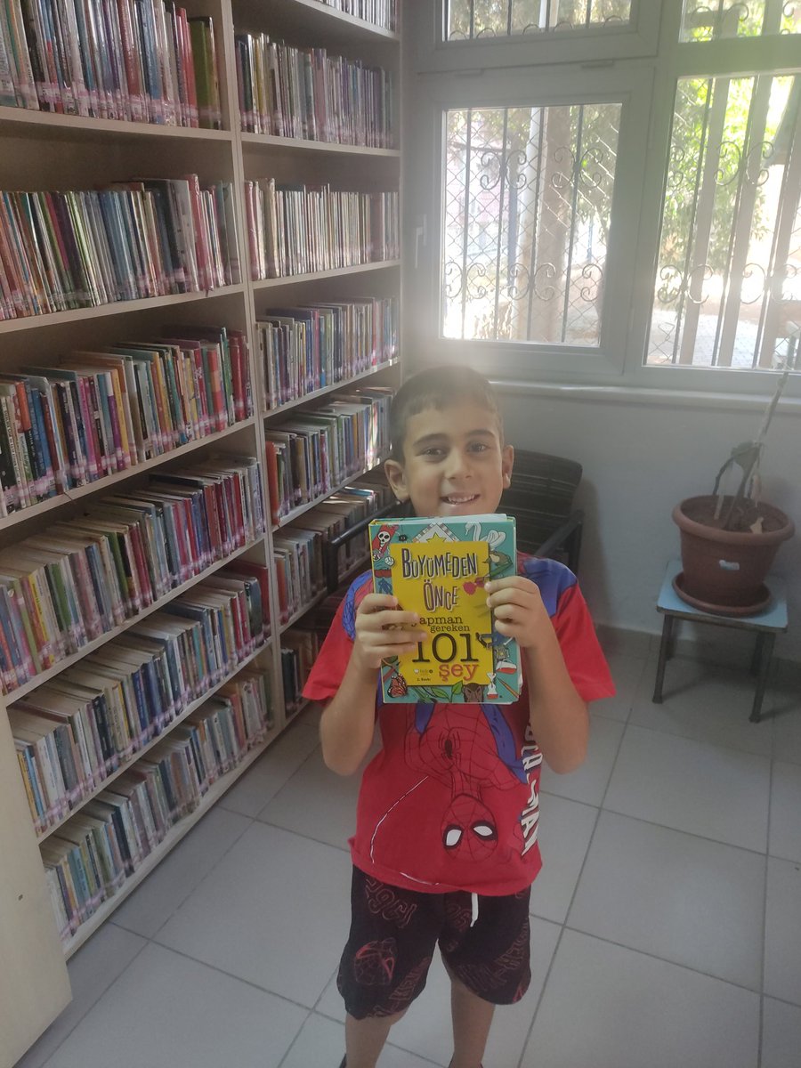2025-2026 Eğitim ve Öğretim yılının, kütüphanemizin ilk üyesi Kurtuluş İlkokulundan Uras oldu 😊👏👏👏📙📗📘
<a href="/KTBKYGM/">KYGM</a>
<a href="/cetinsisman44/">Çetin Şişman</a>
<a href="/Oguzeli_mem/">Oğuzeli İlçe Milli Eğitim Müdürlüğü</a> 
<a href="/KURTULUSOGUZELI/">KURTULUŞ İLKOKULU</a> 
<a href="/munif_il/">Gaziantep Münif Paşa 100. Yıl İl Halk Kütüphanesi</a> 
<a href="/etkinkutuphane/">Etkin Kütüphane</a>