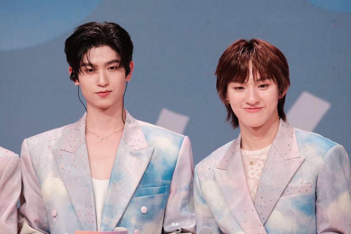 Piiines_'s tweet photo. hope you always have smile

YOURSKY FM IN SEOUL
#YourSkyFanmeetinSeoulR2 
#ThomasKong #โทมัสก้อง 
#tthomastc @tthomastc 
#kongjiro @kongjiro_ https://t.co/2guE6x2Hii