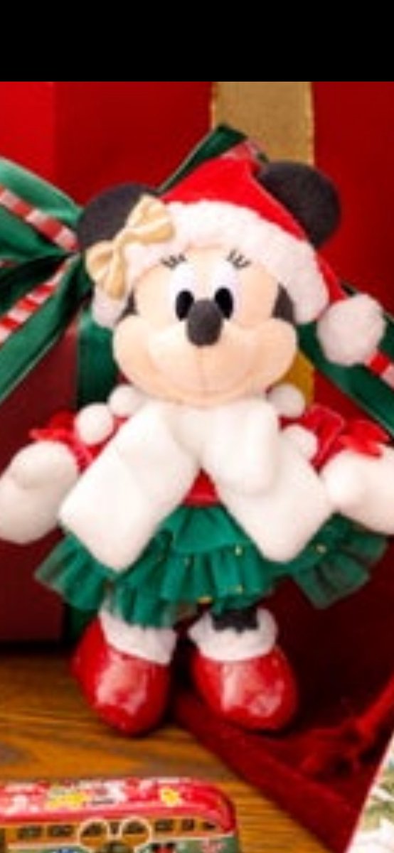 クリスマスツリーになっちゃいましたみたいなミニーちゃんかわいすぎる😭
私もクリスマスツリーになりたいので(?)
おそろいのバウンドコーデ探そうと思います🎄