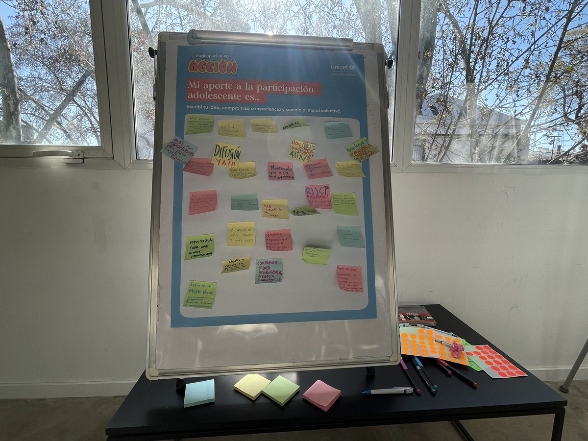 <a href="/UNICEFuruguay/">UNICEF Uruguay</a> Mesa “Hagamos que cuente”: Dandara Testa (Mesa Adolescente), Julieta Guevara (Red de Jóvenes Justicia Climática), Ezequiel Alvarado (Ni Silencio Ni Tabú), Claudia Romero (INAU), Nilia Viscardi (DDHH ANEP), Eugenia Godoy (INJU) y Hugo Bai (Comisión Ejecutiva del Diálogo Social).