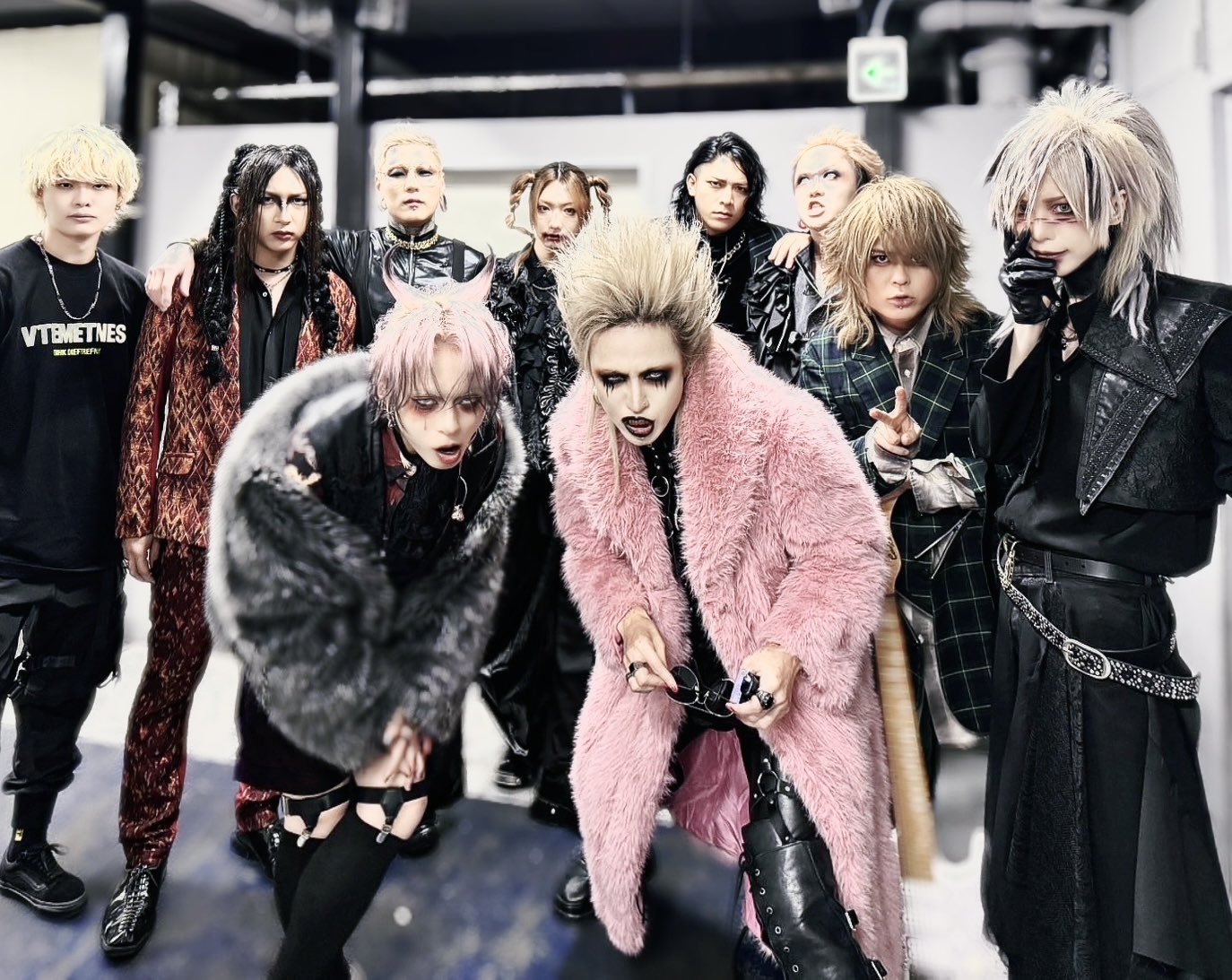 ΛrlequiΩ 奈緒 (@arlequin_nao) / X