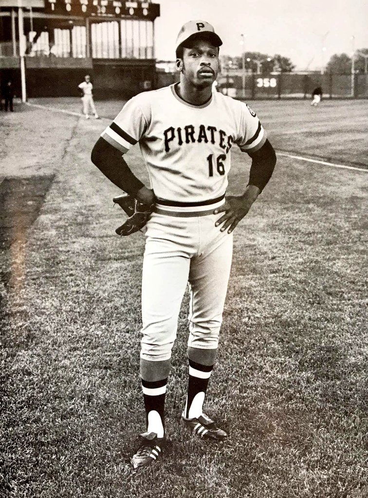 TheBuccosFan's tweet photo. A is for Al Oliver.
#Scoop
So, who do you have for A? 🤔
#BucsFirstNameGame ☠️⚾️ https://t.co/uh70HHy5s3